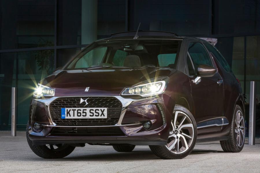  DS 3 Cabrio 2016 года  (UK) (фото 8 из 10)
